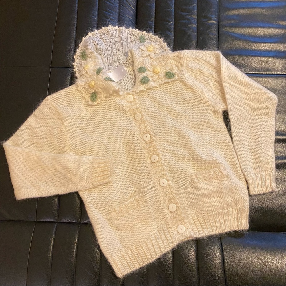 Vintage flounce ruffle collar embroidered flowers cardigan in cream